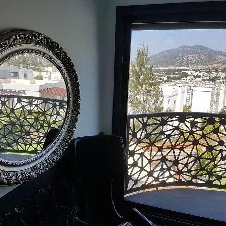 Yova Villa