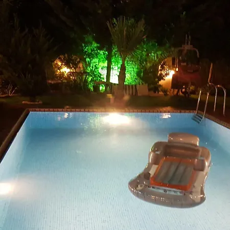 Villa Yova
